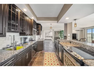 Photo #5: 9841373 Listing 