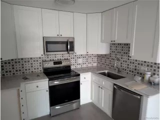 Photo #3: 9841983 Listing 