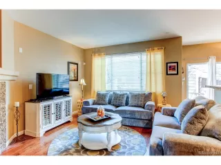 Photo #6: 9842506 Listing