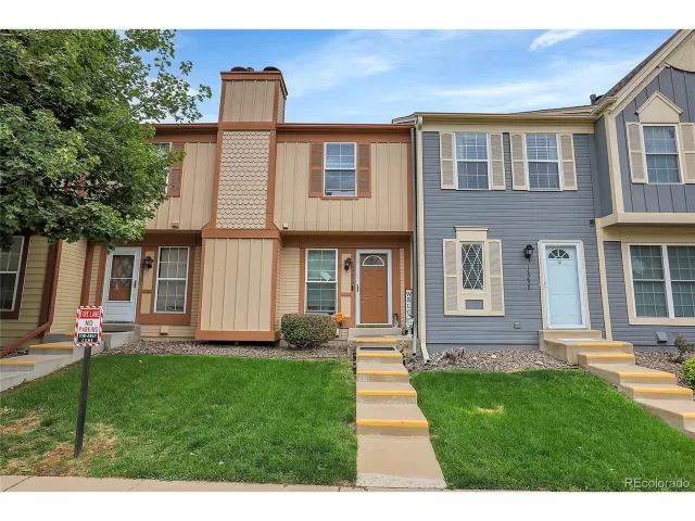 MLS: 9842845 Condo For Sale