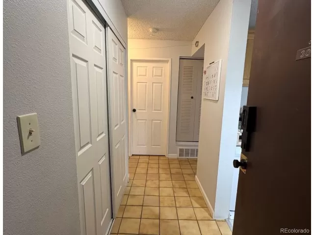 MLS: 9843054 Condo For Sale