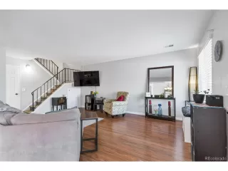 Photo #3: 9843791 Listing