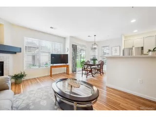 Photo #2: 9843942 Listing 