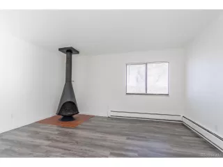 Photo #5: 9845903 Listing 