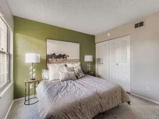 Photo #6: 9846964 Listing 