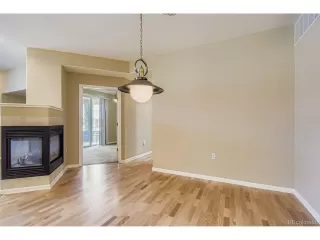 Photo #6: 9848739 Listing