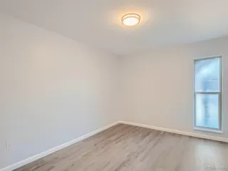 Photo #6: 9849455 Listing