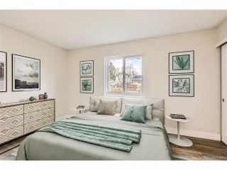 Photo #6: 9850124 Listing