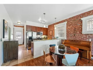 Photo #2: 9850649 Listing