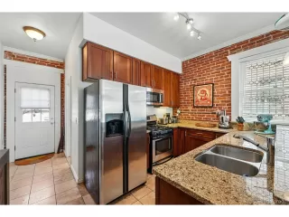 Photo #3: 9850649 Listing