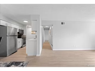 Photo #5: 9854542 Listing 