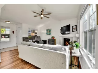 Photo #6: 9856568 Listing