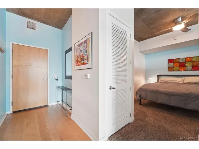 MLS: 9857470 Condo For Sale