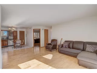 Photo #4: 9858244 Listing 