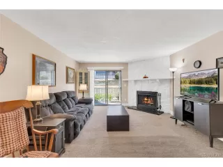 Photo #3: 9860585 Listing