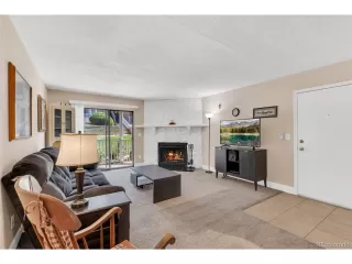 Photo #4: 9860585 Listing