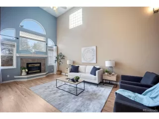 Photo #4: 9862174 Listing 