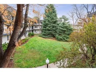 Photo #3: 9862541 Listing