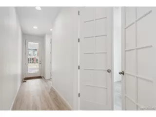 Photo #2: 9863926 Listing