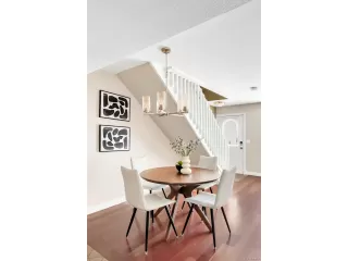 Photo #6: 9864411 Listing