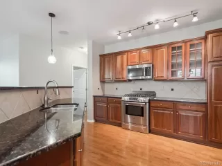 Photo #6: 9865702 Listing 