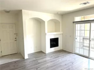 Photo #2: 9867763 Listing