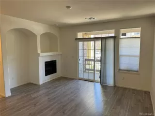 Photo #3: 9867763 Listing