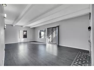 Photo #3: 9869920 Listing