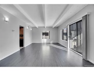 Photo #4: 9869920 Listing