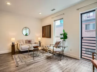 Photo #2: 9871747 Listing