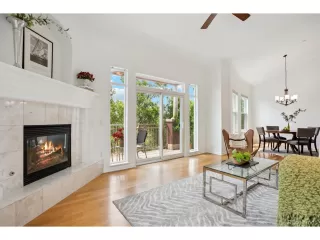 Photo #3: 9874658 Listing