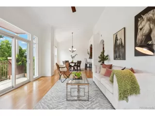 Photo #5: 9874658 Listing