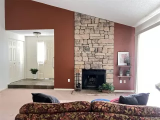 Photo #3: 9880632 Listing 