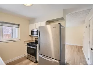 Photo #3: 9880947 Listing 