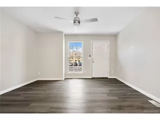 Photo #2: 9885067 Listing 