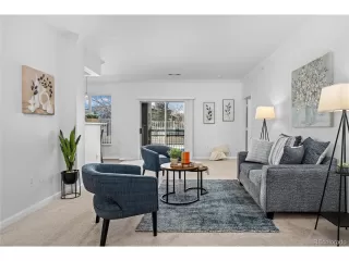 Photo #2: 9886168 Listing 