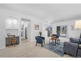 Photo #3: 9886168 Listing 