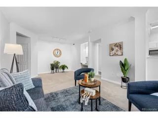 Photo #6: 9886168 Listing 