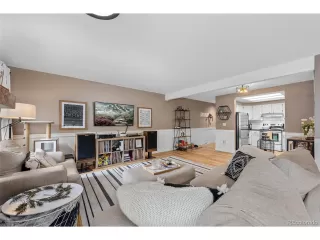 Photo #3: 9886551 Listing 