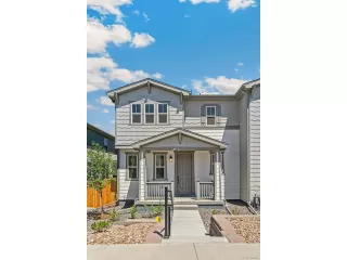 Photo #2: 9886617 Listing