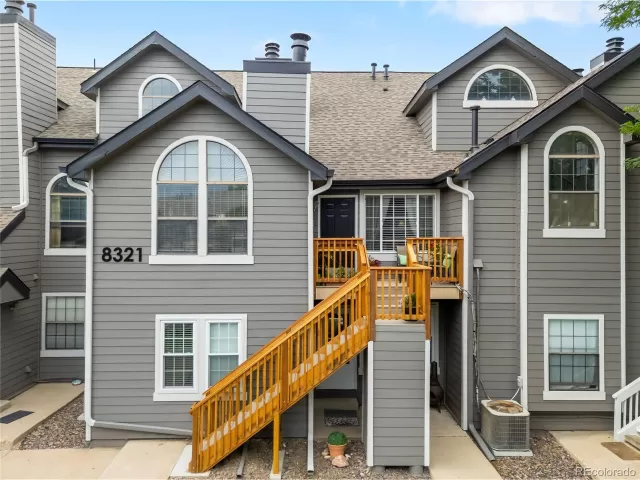 MLS: 9889008 Condo For Sale