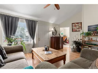 Photo #5: 9889008 Listing 