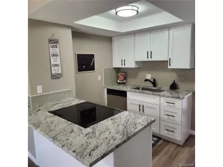 Photo #2: 9889886 Listing