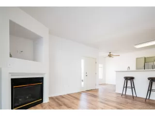 Photo #4: 9891008 Listing 