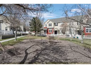 Photo #3: 9893176 Listing