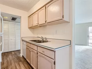 Photo #3: 9894071 Listing