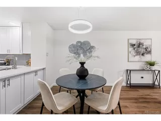 Photo #3: 9896769 Listing