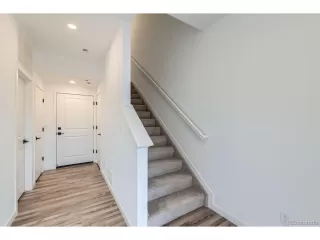 Photo #6: 9897039 Listing