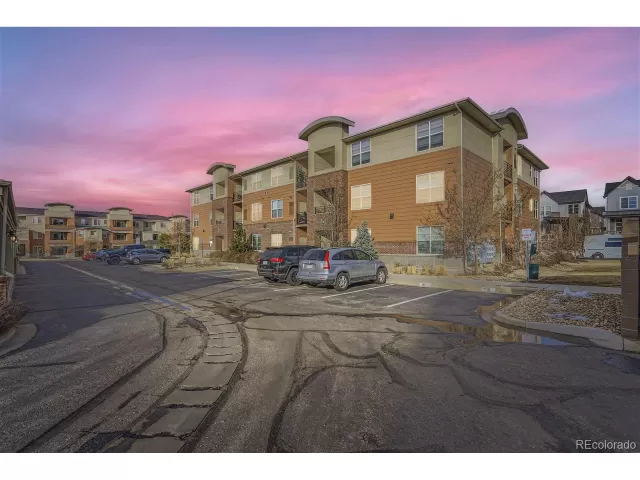 MLS: 9897801 Condo For Sale