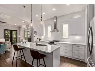 Photo #3: 9899973 Listing 